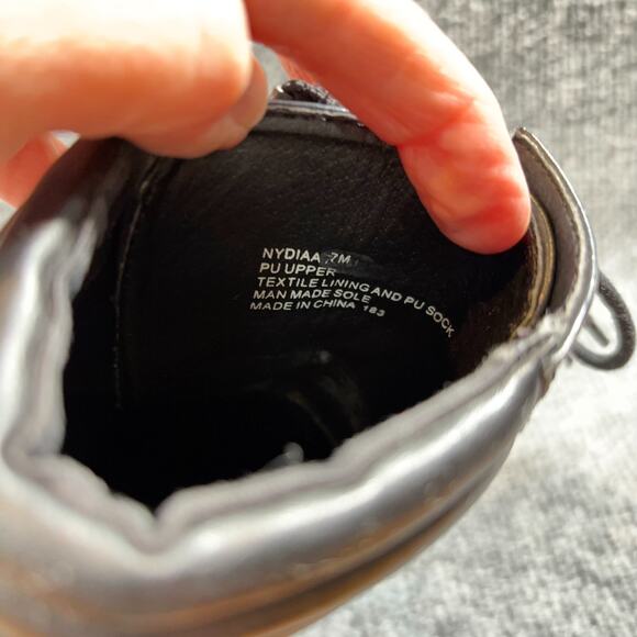 Steve Madden Nydiaa Black Combat Boots 7M Lace Up Chunky Heel Zip Lug Sole - Picture 13 of 16